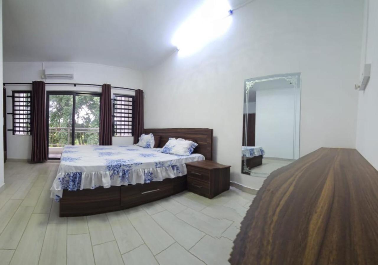 3 Bedroom Family Pool Villa Flic-En-Flac Beach Exterior foto