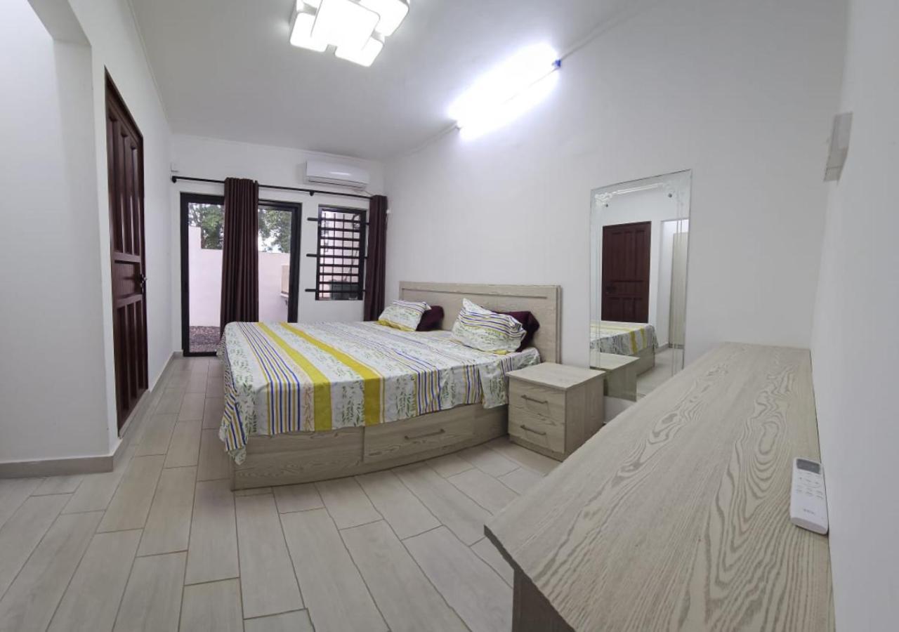 3 Bedroom Family Pool Villa Flic-En-Flac Beach Exterior foto